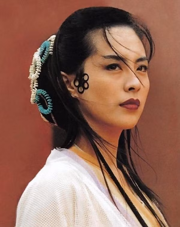 My nhan phan boi Chau Tinh Tri va loat 'Bach Xa' dep nhat man anh gio the nao?