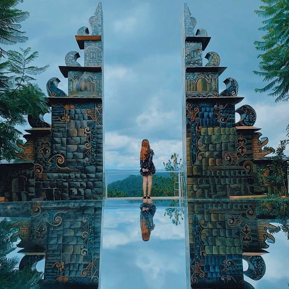 Su that nhung buc anh cong troi dinh dam Da Lat, dung la 