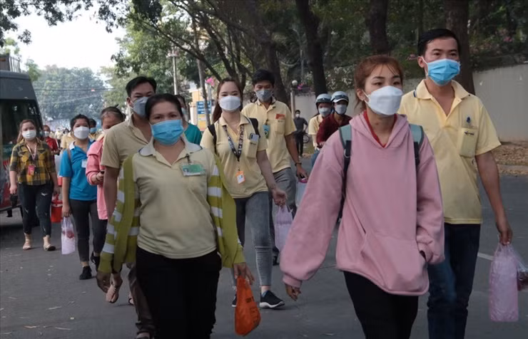 Sau 25 năm được tách ra từ tỉnh Sông Bé, GRDP bình quân đầu người hiện nay của Bình Dương đạt gần 7.000 USD/người/năm, thuộc vào nhóm 3 địa phương dẫn đầu cả nước.