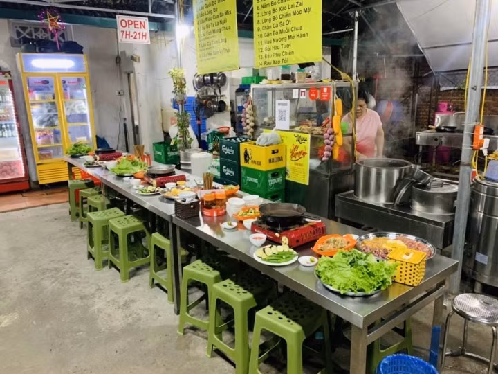 Sau 2 năm bán hàng online, hướng dẫn viên du lịch hạnh phúc lại được dẫn tour - Hình 4 Sau 2 nam ban hang online, huong dan vien du lich hanh phuc lai duoc dan tour-Hinh-4