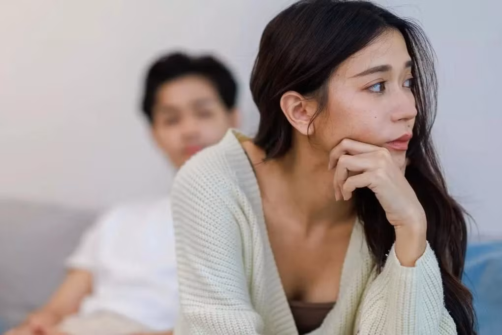 Chong bi mat lap camera de chung minh toi la nguoi vo “an hai