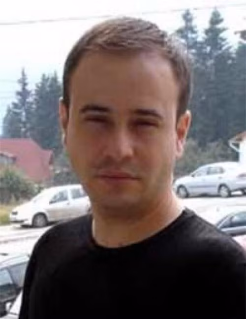 4. Sergey Sudev thừa kế 950 triệu Euro từ người bác ít liên lạc: Sergey Sudev, sinh viên ngành báo đã không gặp bác của mình cả chục năm trời. Thế mà bỗng đến một ngày Sergey nhận được tin thừa kế 950 triệu Euro (tương đương 1,3 tỷ USD) từ bác mình. Sergey đang sống ở nước Cộng hòa Moldova, nơi mà anh chỉ hy vọng kiếm được khoảng 350 USD mỗi tháng, thế nhưng giờ đây anh đã là một trong những người giàu có nhất châu Âu nhờ khoản thừa kế này.