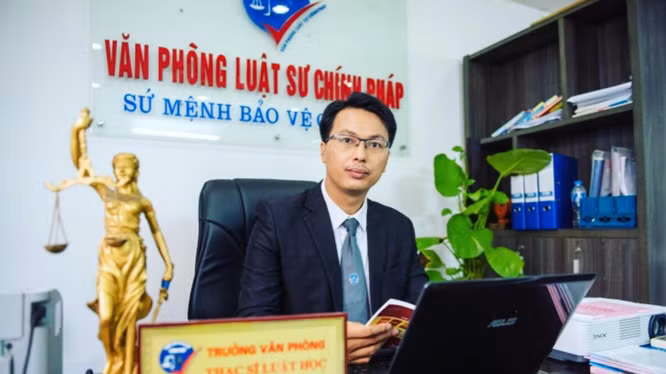 Chong giet vo tai Toa Bac Giang: “Can lap may soi, siet an ninh”-Hinh-4