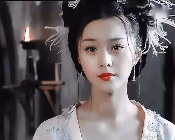 Pham Bang Bang tung dong Mong Hoa Luc, dep bo xa Luu Diec Phi-Hinh-4