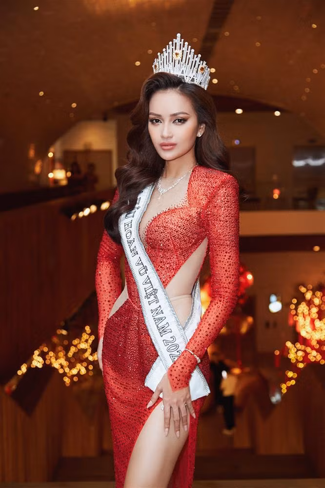 Trung hop kho tin top 5 Hoa hau Hoan vu Viet Nam 2017 - 2022-Hinh-6