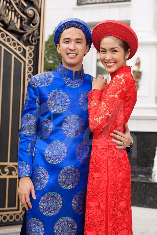 Thế mới thấy, đâu phải cứ giàu có là dùng đồ không cần phải tiết kiệm đâu? Tăng Thanh Hà có thể mỗi năm một mẫu chứ chồng thì một bộ dùng lại cũng chẳng sao đây này!