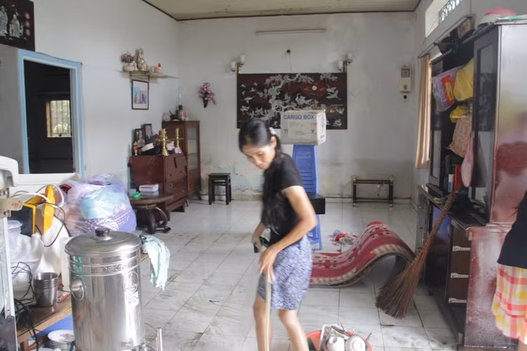 Nhiều tài sản người dân bị hư hỏng nặng...
