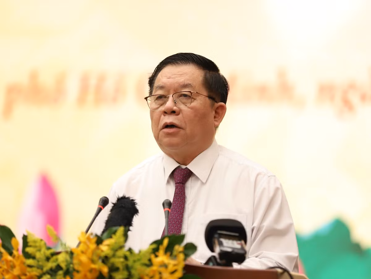Trưởng Ban Tuyên giáo T.Ư: Báo chí phải đồng hành với lợi ích quốc gia, dân tộc Truong Ban Tuyen giao T.U: Bao chi phai dong hanh voi loi ich quoc gia, dan toc