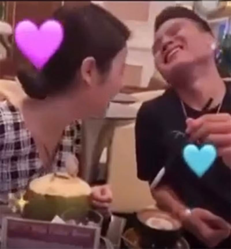 'Tom song' Quang Hai tinh tu tro chuyen bo moi Chu Thanh Huyen-Hinh-3