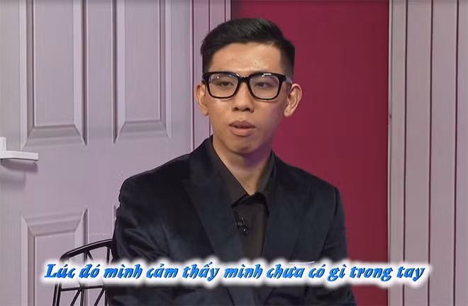 Chang trai thich 'lai may bay' gap ngay gai xinh 22 tuoi qua 7 moi tinh-Hinh-3
