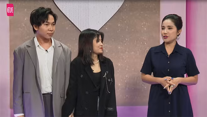 Chang trai thich 'lai may bay' gap ngay gai xinh 22 tuoi qua 7 moi tinh-Hinh-6