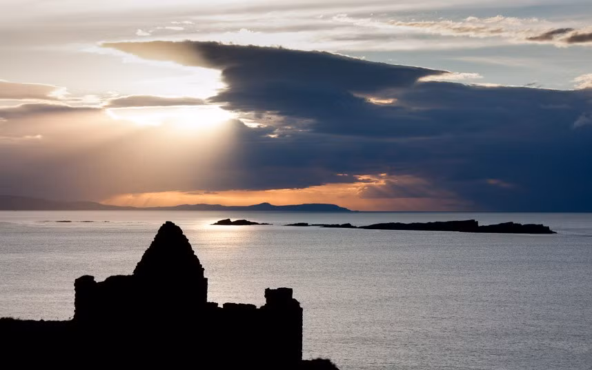 Lâu đài Dunluce, Bắc Ireland.