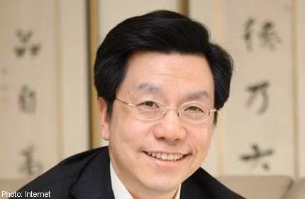Ông Kai-Fu Lee, cựu lãnh đạo Google Trung Quốc, đã có hơn 51 triệu người hâm mộ trên mạng Sina Weibo, vừa tuyên bố bị mắc căn bệnh ung thư bạch cầu (hay còn gọi là ung thư máu). Ông Kai-Fu Lee, cựu lãnh đạo Google Trung Quốc, đã có hơn 51 triệu người hâm mộ trên mạng Sina Weibo, vừa tuyên bố bị mắc căn bệnh ung thư bạch cầu (hay còn gọi là ung thư máu).