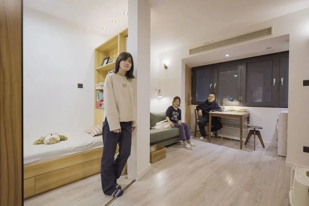 Có gì trong căn hộ 24m2 tiện nghi cho gia đình 3 người?