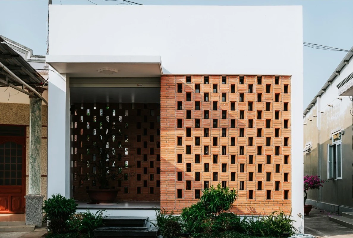 Nhà cấp 4 nở hậu với khu vườn xanh mướt ở TP HCM 