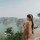 Đảo nghiêng độc đáo ở Hạ Long hút khách tắm biển, leo núi