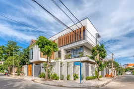 Chiêm ngưỡng biệt thự hiện đại với lõi xanh độc đáo