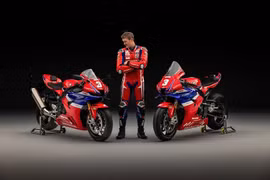 Honda CBR1000RR-R Fireblade SP Dean Harrison Edition hơn 932 triệu đồng