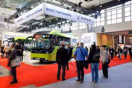 VinFast chào hàng hai mẫu xe buýt điện tại châu Âu