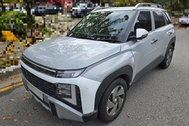 Hyundai Venue 2026 lộ diện "bằng xương bằng thịt" trước ngày ra mắt