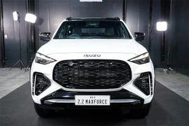 Isuzu MU-X "siêu ế" tại Việt Nam ra mắt bản 2026 ở Thái Lan
