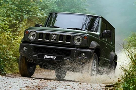 Suzuki Jimny 2026 ra mắt - nâng cấp trang bị, giá bán tăng nhẹ
