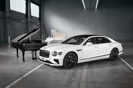 Flying Spur Speed - xe siêu sang đặc biệt từ Bentley và Steinway & Sons