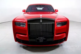 Tận mục Rolls-Royce Phantom VIII siêu sang "full đỏ rực" hơn 20 tỷ đồng