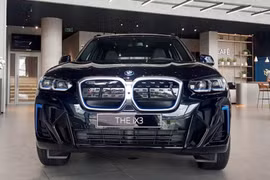 BMW iX3 ưu đãi "sốc", giảm tới hơn 1 tỷ đồng tại đại lý