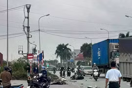 Ninh Bình: Ôtô tải va chạm với xe máy khiến hai người tử vong