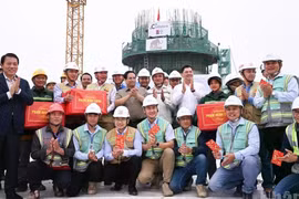 Thủ tướng Phạm Minh Chính kiểm tra Cảng hàng không quốc tế Gia Bình 