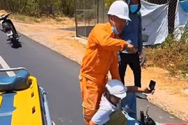 Cán bộ điện lực Lâm Đồng kịp thời cứu người tai nạn giao thông