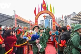 Sáng nay 4.000 thanh niên Thủ đô lên đường nhập ngũ