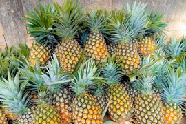 Loại dứa lạ thơm ngon như mật đang gây sốt thị trường 