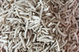 Món "nhà nghèo" xưa ăn chán nay thành đặc sản hút khách thành phố 