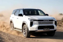 Toyota Fortuner 2027 mới có gì để cạnh tranh với Ford Everest?