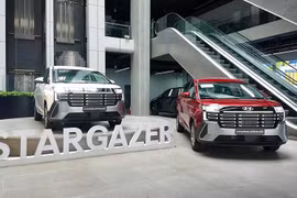 Hyundai Stargazer 2026 "bằng xương bằng thịt" tại Hà Nội, từ 489 triệu?