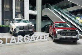 Hyundai Stargazer 2026 "bằng xương bằng thịt" tại Hà Nội, từ 489 triệu?