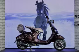 Vespa 946 Horse "cháy hàng" tại Việt Nam - sở hữu ngay chi 750 triệu
