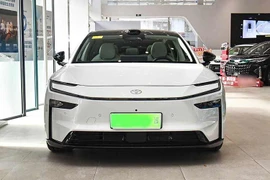 Toyota bZ7 2026 - sedan điện hệ điều hành Huawei từ 683 triệu đồng