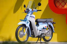 Cận cảnh Honda Super Cub Fujisan Limited Edition hơn 120 triệu tại Tp.HCM
