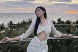 Nữ trọng tài Bi-a khoe loạt ảnh đời thường nóng bỏng