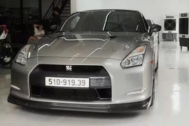 "Sát thủ siêu xe" Nissan GT-R R35 bất ngờ xuất hiện ở TP.HCM