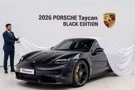 Chi tiết Porsche Taycan Black Edition 2026 đậm chất thể thao