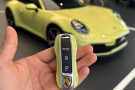 Porsche 911 Carrera độc nhất Việt Nam của đại gia Cần Thơ