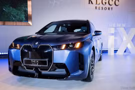 Cận cảnh BMW iX 2025 từ 2,2 tỷ tại Malaysia, có về Việt Nam?