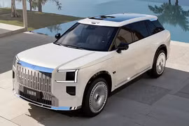 Zeekr 9X – SUV điện siêu sang sạc 9 phút chạy được 380km