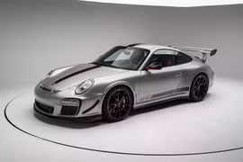 Porsche 911 GT3 RS 4.0 "chạy chán" 14 năm bán hơn 60 tỷ đồng