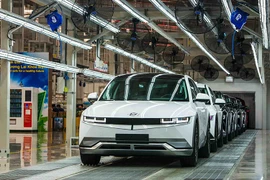 Top 10 ôtô được săn lùng nhiều nhất nửa đầu 2025