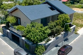 Cận cảnh biệt thự 500m2 Việt Kiều về quê xây tại Nghệ An 